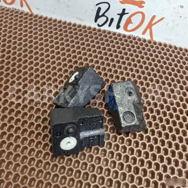 Пенопласт двери BMW X1 