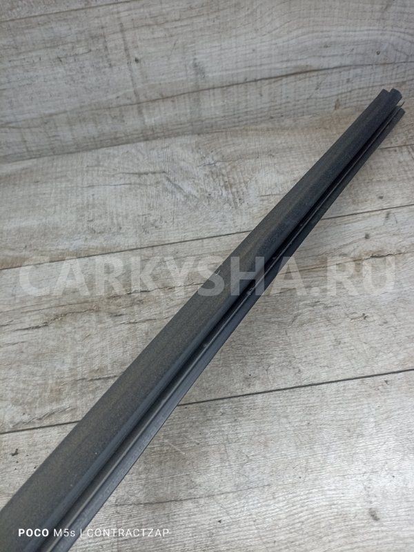 Уплотнитель стекла двери Nissan Qashqai I рестайлинг (2010—2013) Nissan Qashqai 