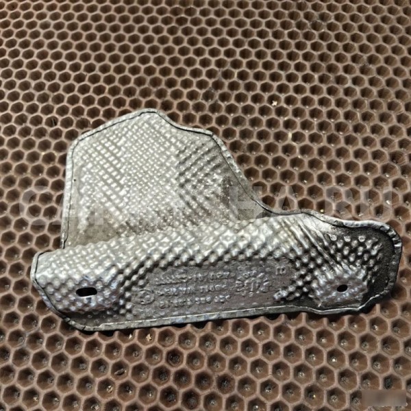 Теплоэкран привода BMW X3 