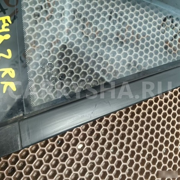 Стекло форточка BMW X1 