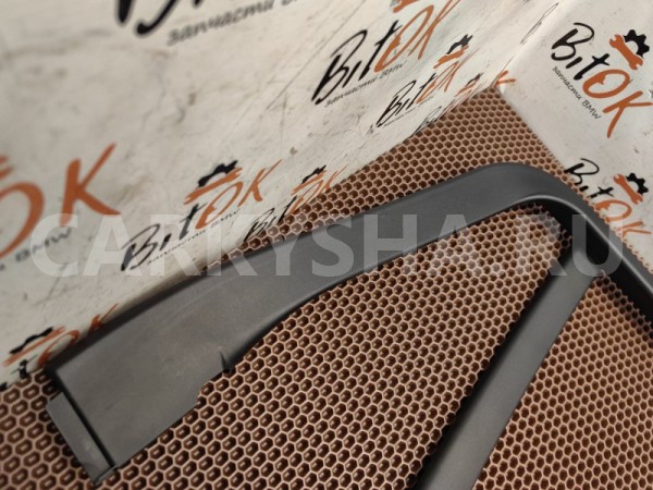 Щиток оконной рамы BMW X3 