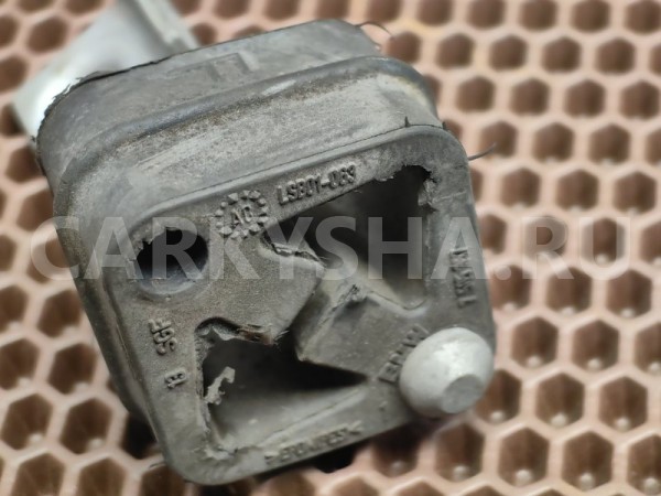 Кронштейн выхлопа BMW X1 