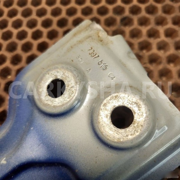 Кронштейн крыла BMW X3 