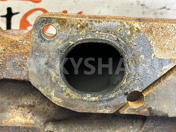 Выпускной коллектор BMW 7er 