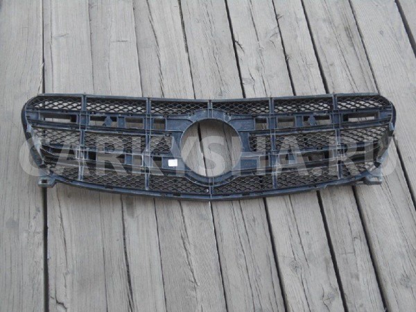 Накладка на решетку радиатора Mercedes-Benz GLA-класс X156 (2013—2017) Mercedes-Benz A-klasse оригинальный номер A1568880460