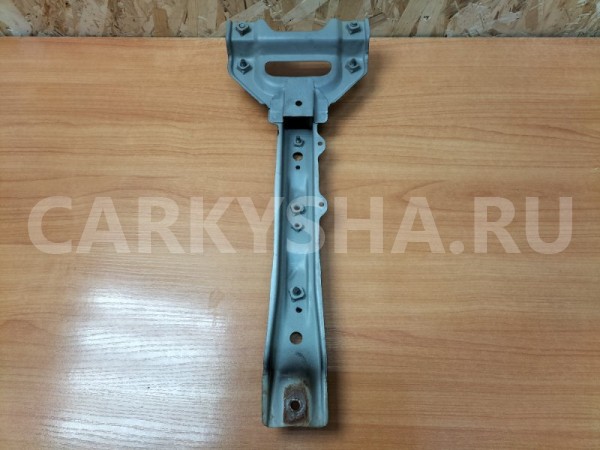 Кронштейн замка капота Nissan Laurel HC35 1999 Nissan Laurel 
