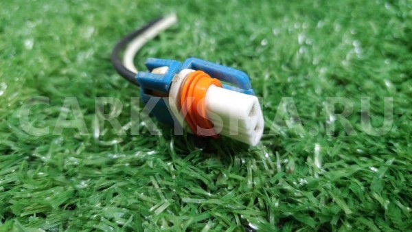 Разъем HB4 Mitsubishi Outlander CU5W 4G69 2005 Mitsubishi Outlander 