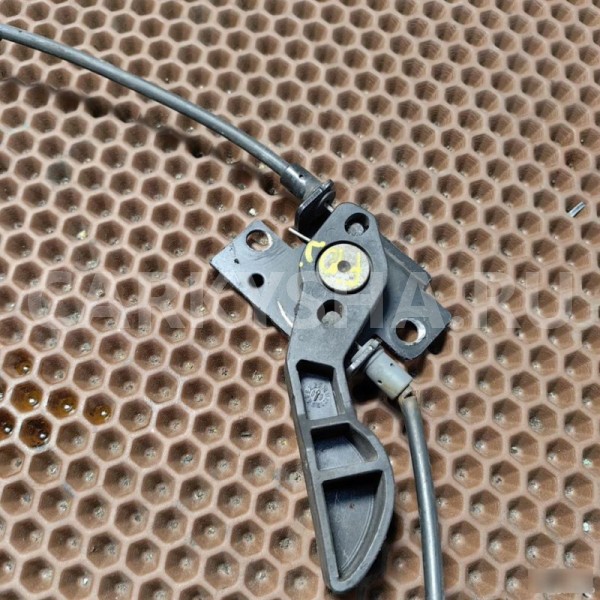 Крючки капота BMW 5er 