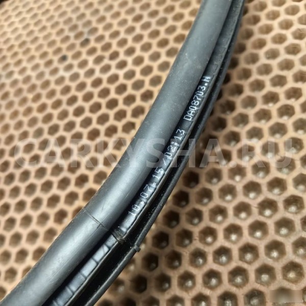 Уплотнитель двери BMW X1 