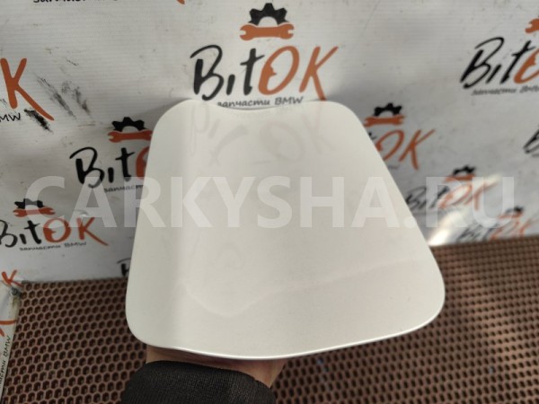 Крышка лючка бензобака BMW X1 