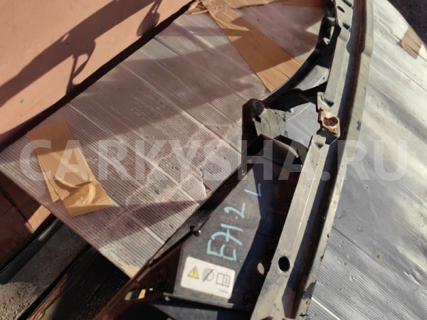 Кронштейн крыла BMW X6 