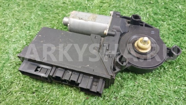 Мотор стеклоподъемника задний левый Audi A8 2004 Audi 200 