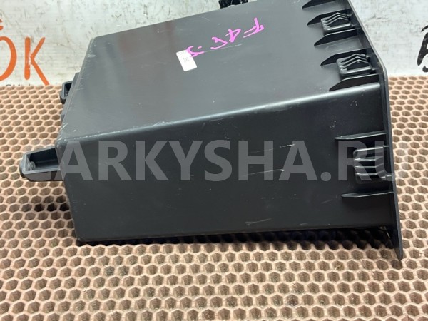 Отделение для мелких вещей BMW X1 