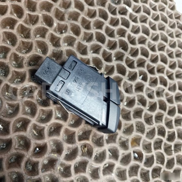 Кнопка аварийки BMW 7er 