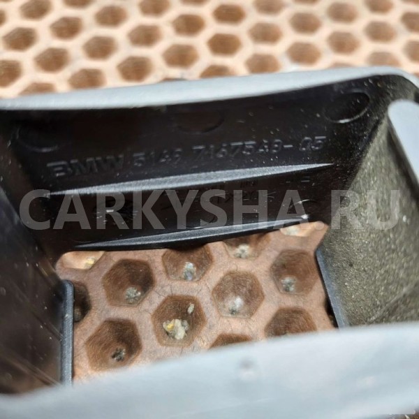 Кронштейн знака аварийной остановки BMW X1 