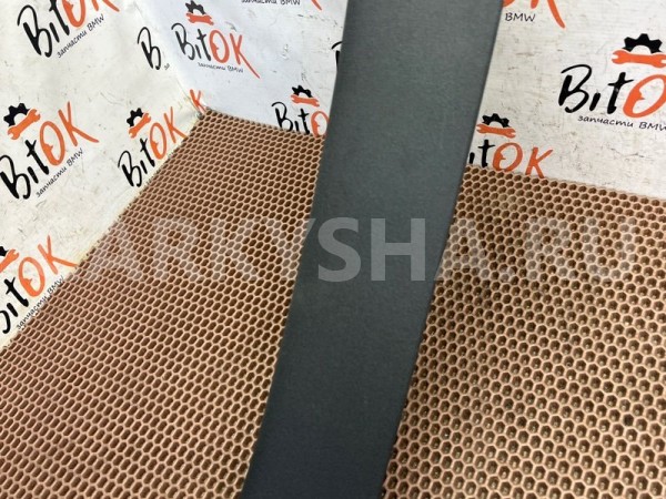 Обшивка стойки BMW X1 