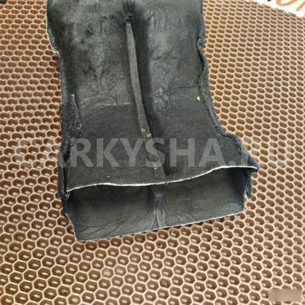 Воздуховод центральный в консоли BMW X5 