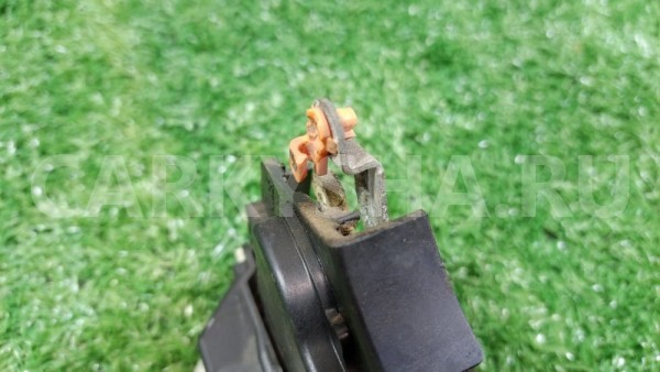 Замок двери задний правый Mitsubishi Outlander Mitsubishi Outlander 