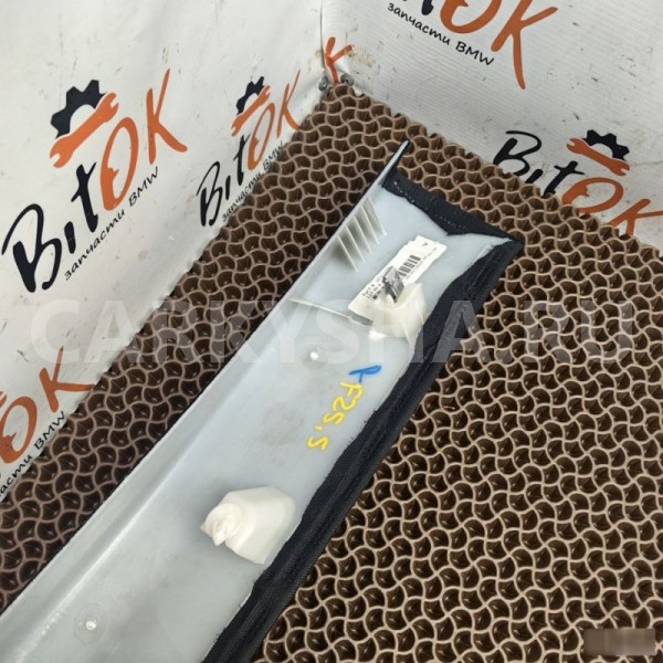 Обшивка стойки BMW X3 