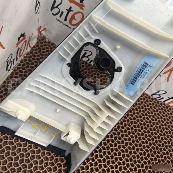 Накладка центральной стойки BMW X3 