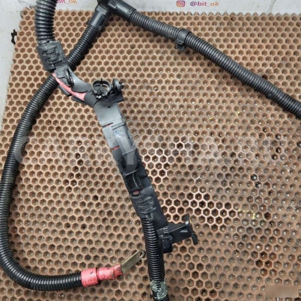 Провод генератора плюс BMW 7er 