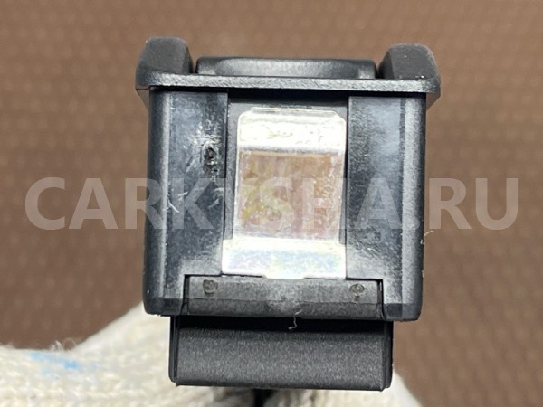 Кнопка люка BMW 5er 