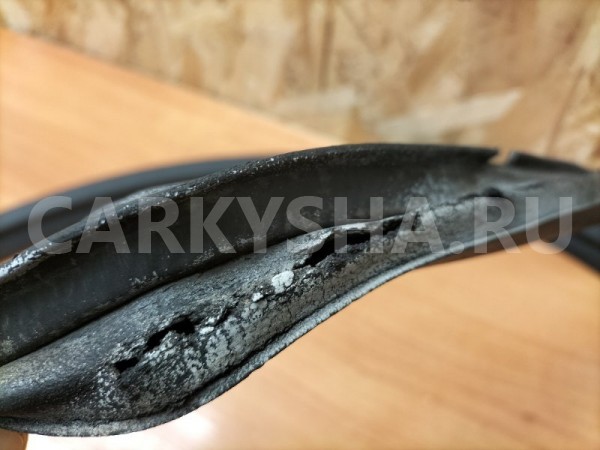 Уплотнитель проема багажника Mitsubishi Outlander Mitsubishi Outlander 