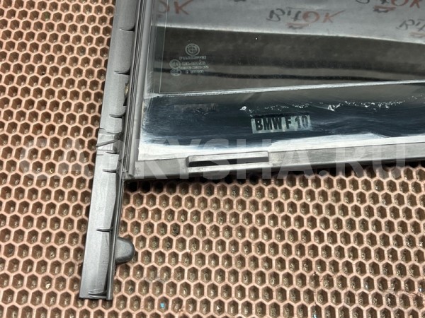 Стекло двери глухое BMW 5er 