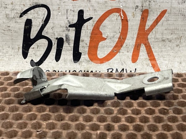 Кронштейн впускного коллектора BMW 3er 