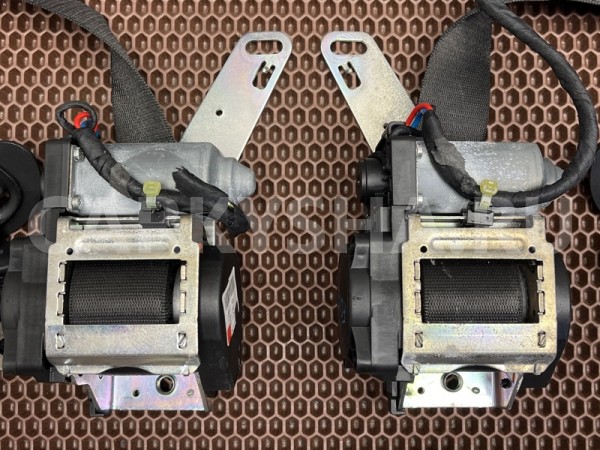 Ремни безопасности BMW 7er 