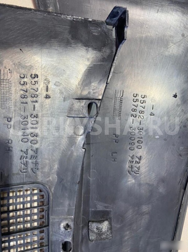 Жабо Toyota Crown 1993 Toyota Crown оригинальный номер 5578230100