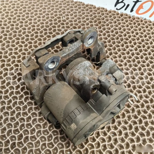 Суппорт тормозной BMW X1 