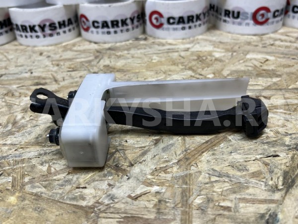 Ограничитель двери задний левый Lexus NX I Рестайлинг оригинальный номер 68640-78010