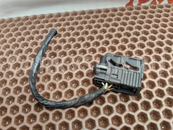 Разъем бензонасоса Mini Clubman 