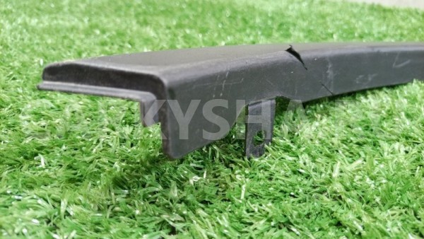 Накладка крыла передняя левая Toyota Rav4 2015 Toyota RAV 4 