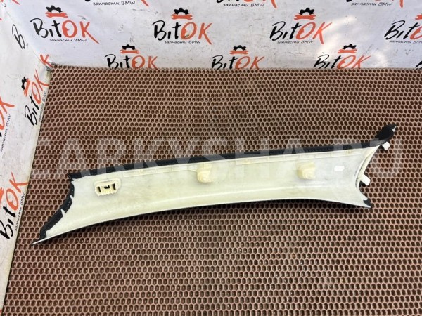 Обшивка стойки лобового BMW X1 