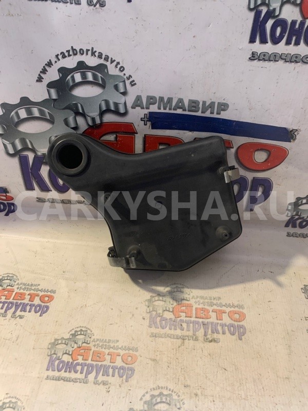 Резонатор воздушного фильтра Mitsubishi Outlander 