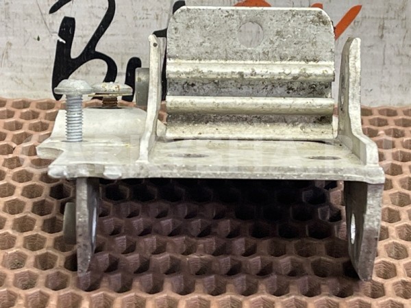 Кронштейн радиатора BMW 5er 