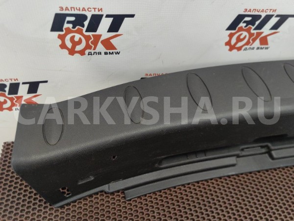 Накладка проема багажника Mini Clubman оригинальный номер 51 47 6 952 381, 51 47 6 952 381, 51476952381, 6952381, 51 47 2 756 128, 51472756128, 2756128