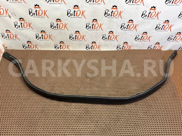 Уплотнитель капота BMW 2er 