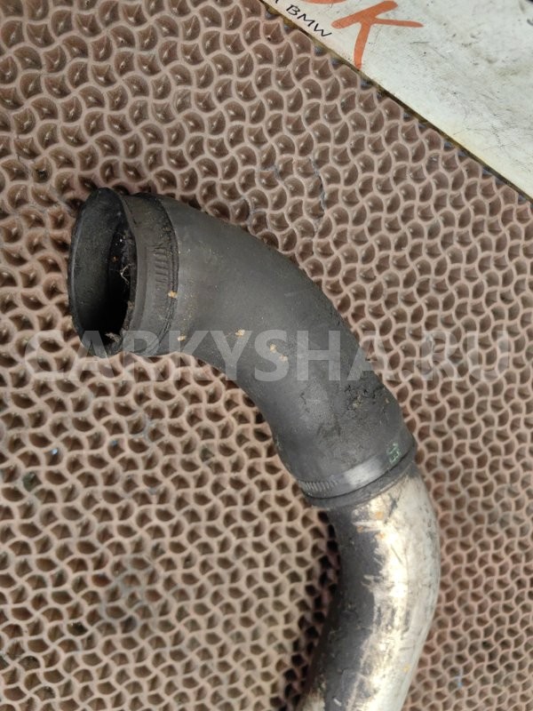 Патрубок интеркулера BMW 5er 