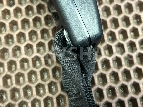 Замок ремня безопасности BMW X1 