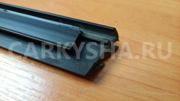 Уплотнитель стекла двери (бархотка внутренняя) Mitsubishi i оригинальный номер MR487154