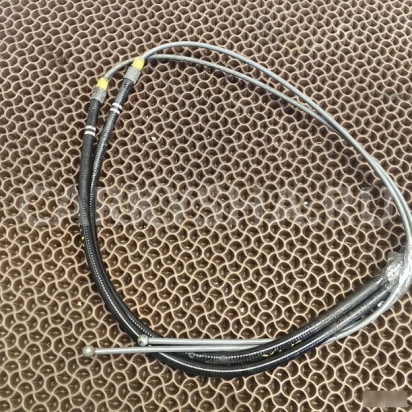 Троса ручного тормоза BMW X1 