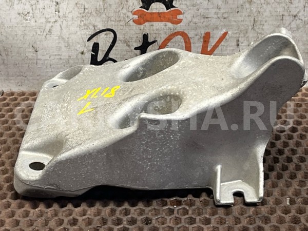 Кронштейн двигателя BMW X1 