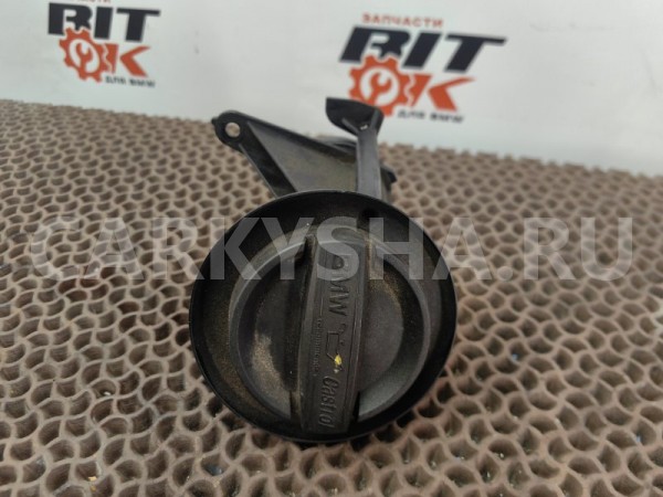 Маслозаливная горловина BMW X5 