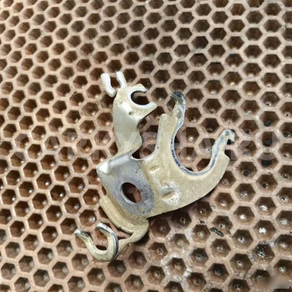 Кронштейн шланга BMW X1 