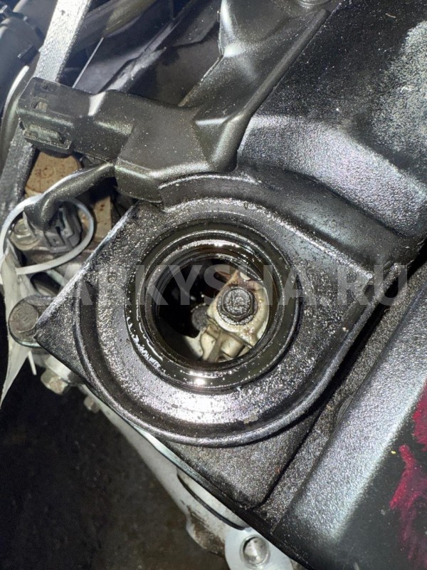 Двигатель Honda Civic 8 2006-2012 10002RSAG00 R18A1 Honda Civic 