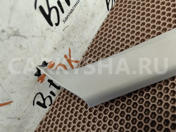 Накладка крышки багажника BMW X1 