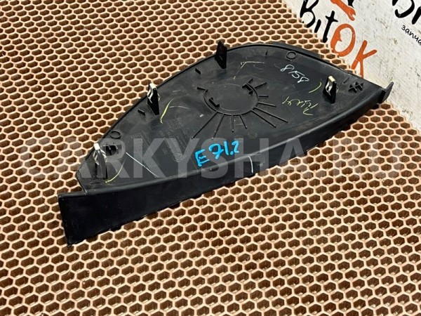 Накладка торпедо боковая BMW X6 